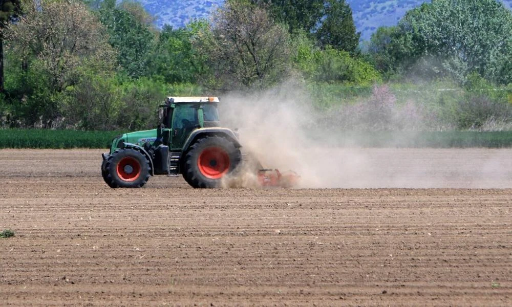 Διπλασιάζεται η επιδότηση για νέους αγρότες: Στρατηγική αναγέννησης και εκσυγχρονισμού του αγροτικού τομέα"